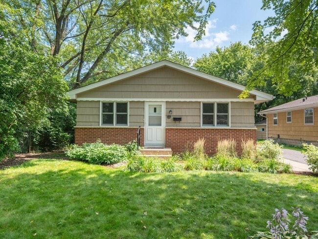 Building Photo - 6321 Wilryan Ave