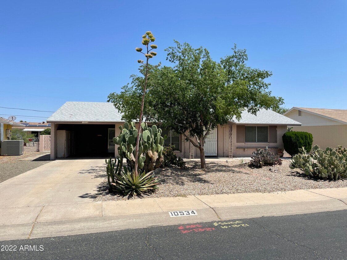 Primary Photo - 10534 W La Jolla Dr