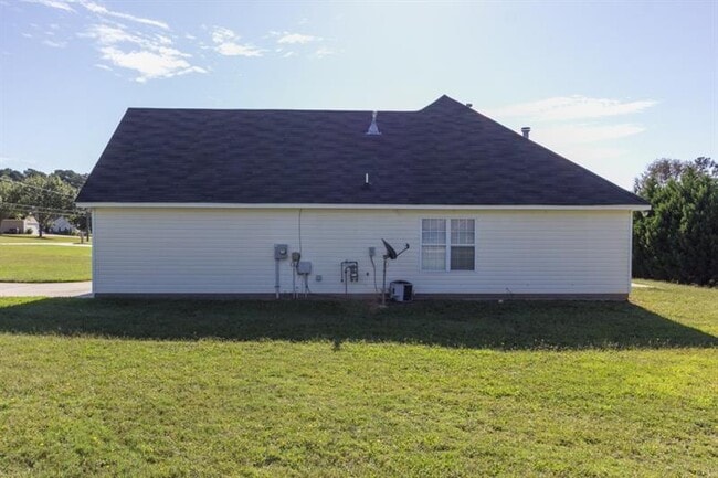 Building Photo - 4289 Smith Rd SW