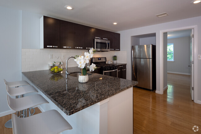 2BR, 1BA - 800SF Kitchen - Aspen Village Apartments