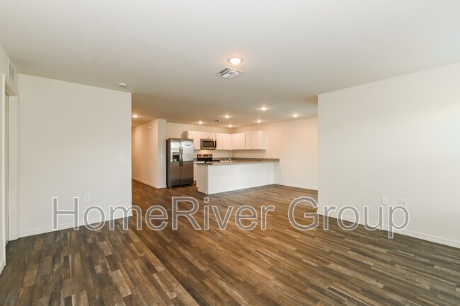 Foto del edificio - 3615 Caloosa Pkwy