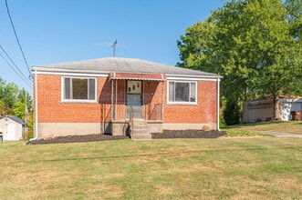 Building Photo - 4057 Lee Ct