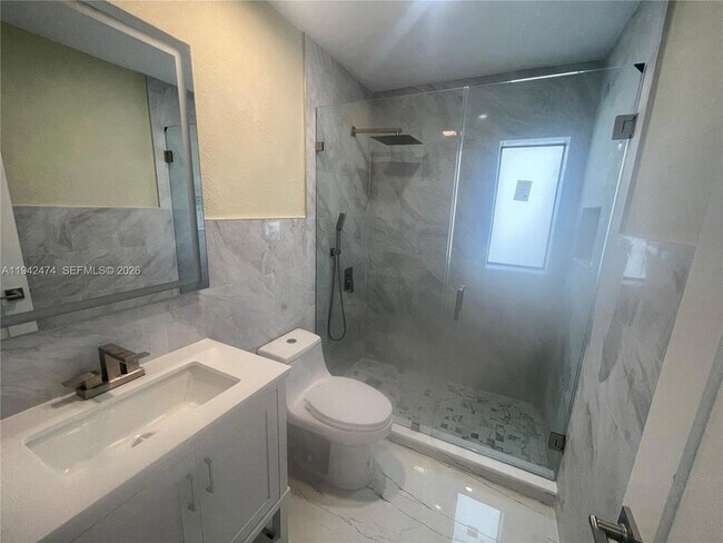 Foto del edificio - 9124 SW 180th St