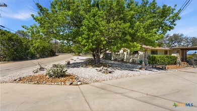 Building Photo - 1268 Lakeside Dr W