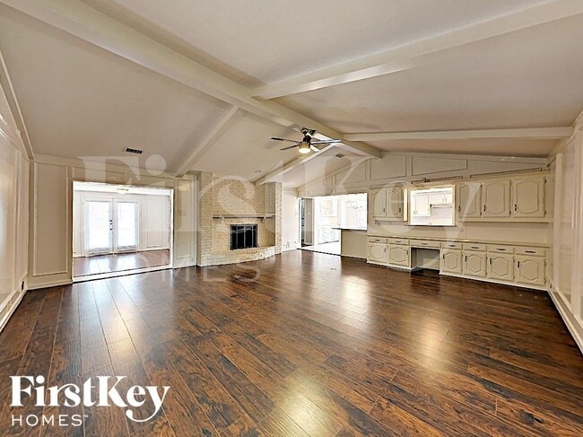 Foto del edificio - 3413 Valley View Ln