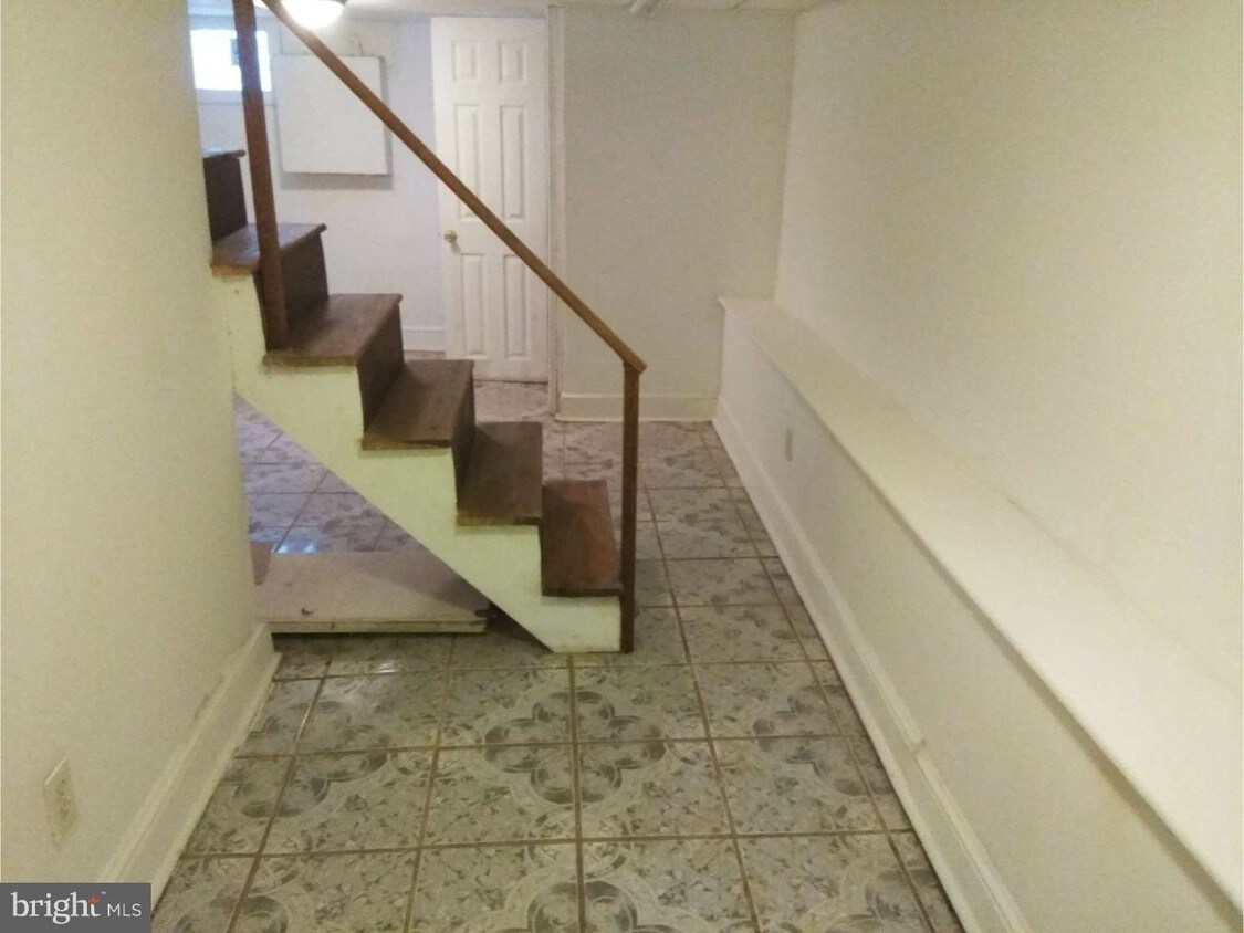 Foto principal - 1030 Dorrance St