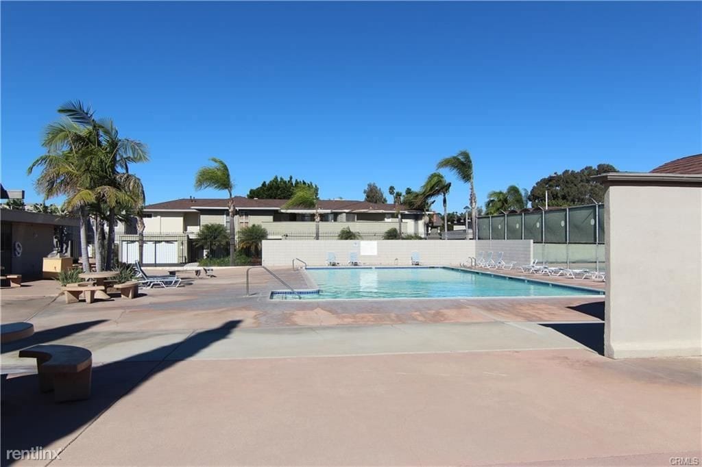 69 Apartments Available for Rent in Costa Mesa, CA