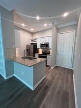 Building Photo - 5353 Memorial Dr