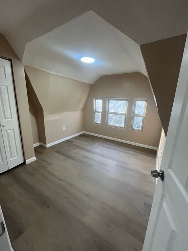 Building Photo - 128 N 14th St