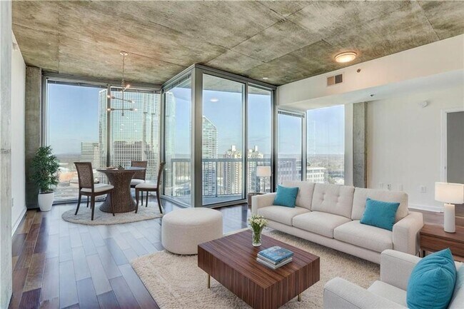 Foto del edificio - 3324 Peachtree Rd NE