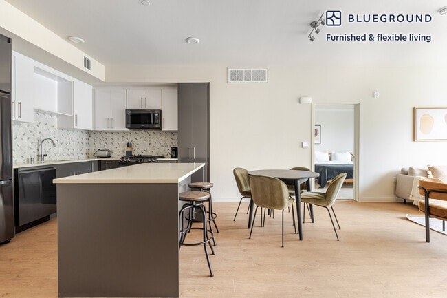 Building Photo - 240 W MacArthur Blvd