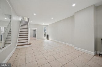 Building Photo - 2865 Jasper St