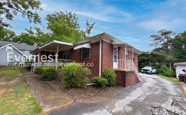 Building Photo - 1020 Wynnwood Rd