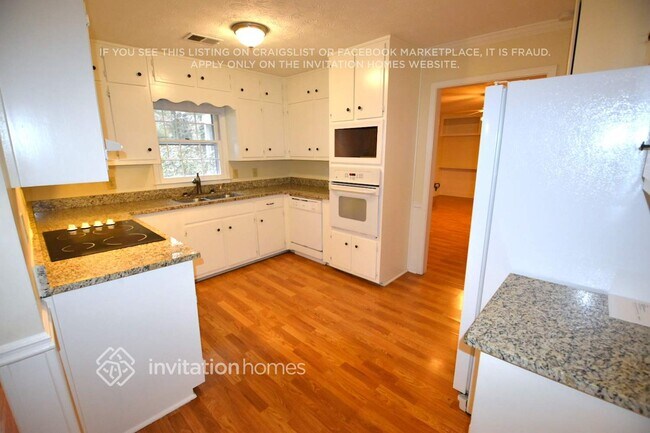 Building Photo - 2433 Shipshire Pl