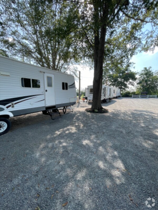 Condos for Rent in 71643