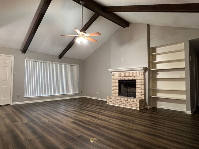 Building Photo - 16 Scarlet Maple Ct., Little Rock AR 72223...