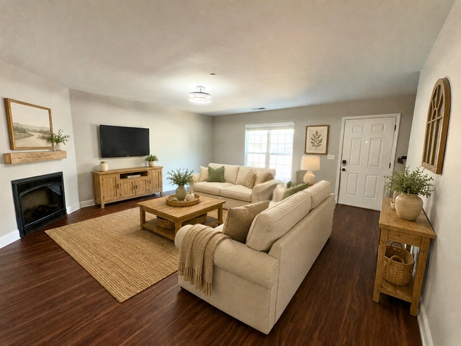 Building Photo - 1126 Maple Tree Ln