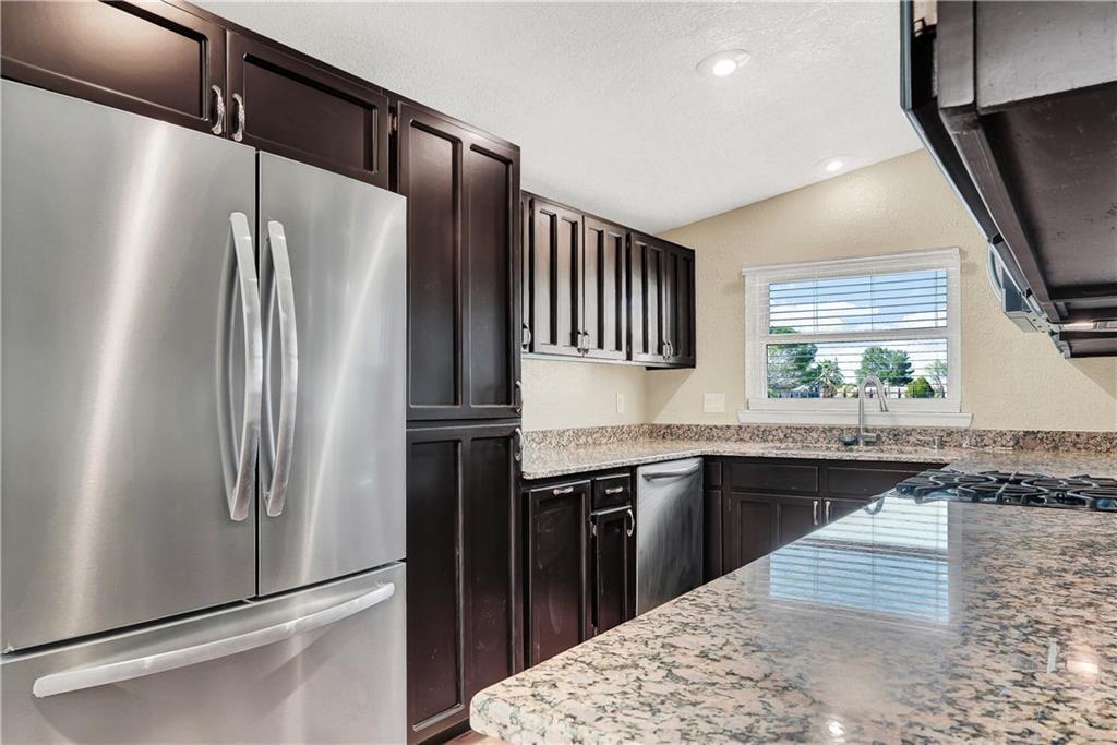 Primary Photo - 7224 Ramada Dr