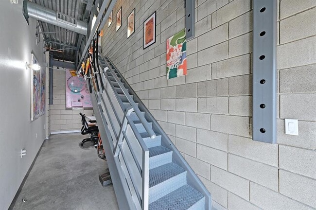 Building Photo - 4801 S Congress Ave