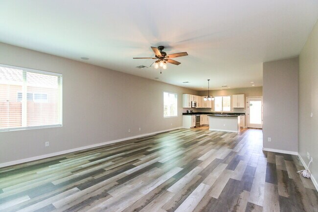 Building Photo - 878 W Ayrshire Trail