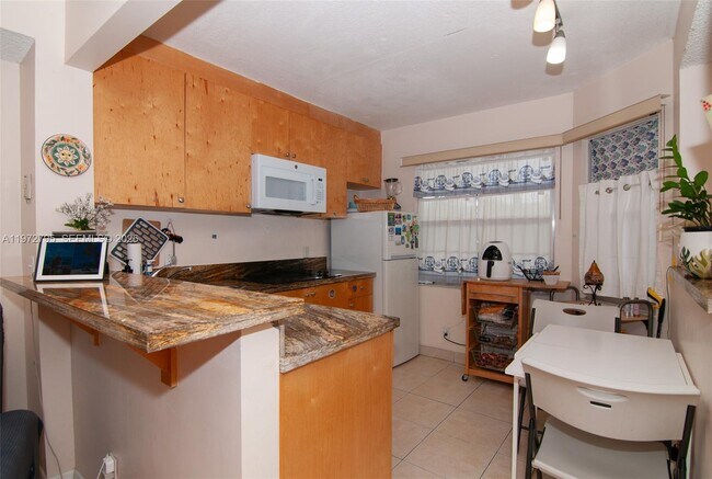 Foto del edificio - 1351 SW 125th Ave