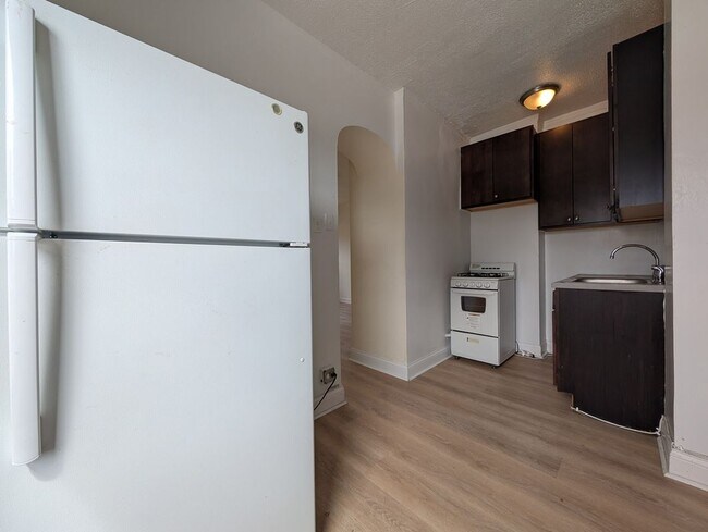 Foto del edificio - 5417 N Kenmore Ave