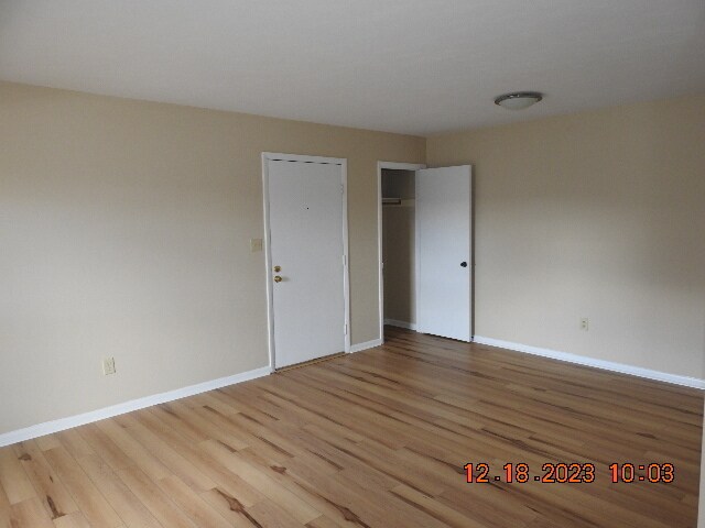 Living room front entrance - 3602 Timberline Trl