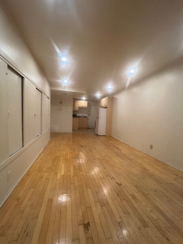 Photo du bâtiment - 4259 Av de Lorimier