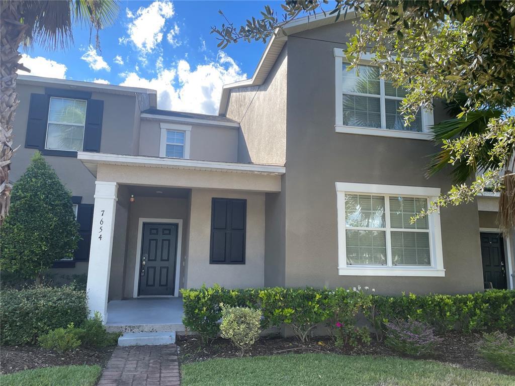 Foto principal - 7654 Fairgrove Ave