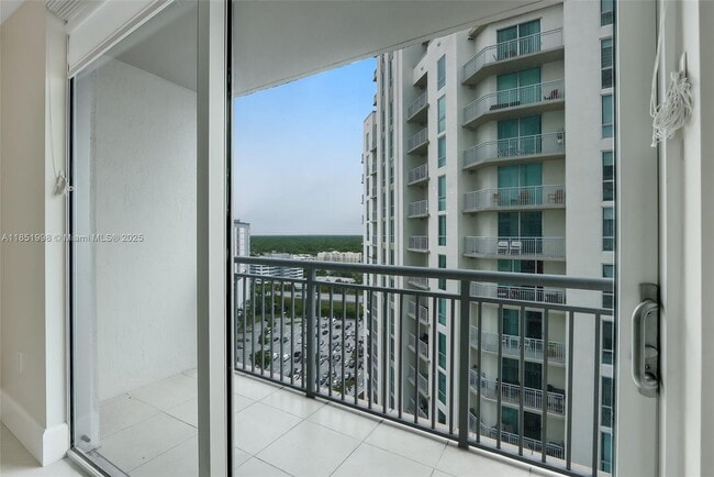 Building Photo - 9055 SW 73rd Ct