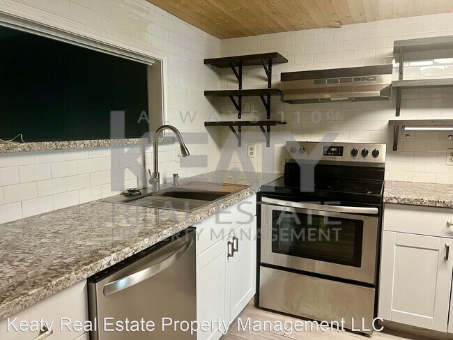Building Photo - 2 br, 1.5 bath House - 1312 Dulles Drive U...