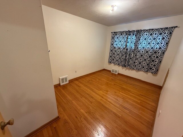 Foto del edificio - 16261 Remora Blvd