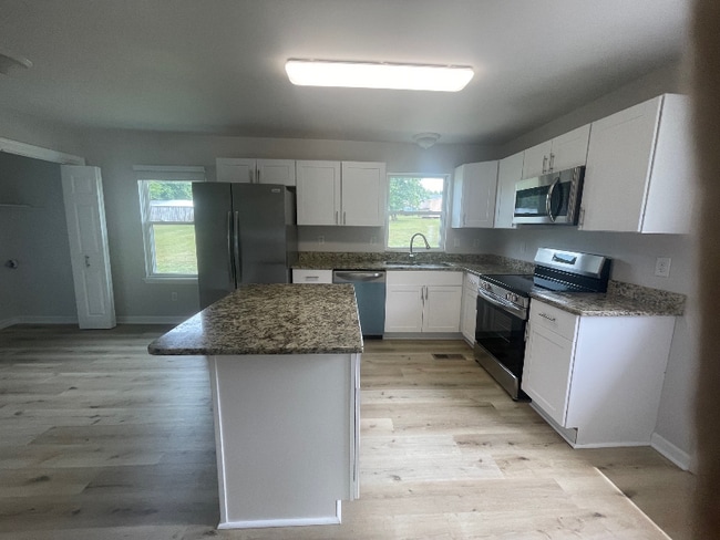 Building Photo - 135 Clauson Dr