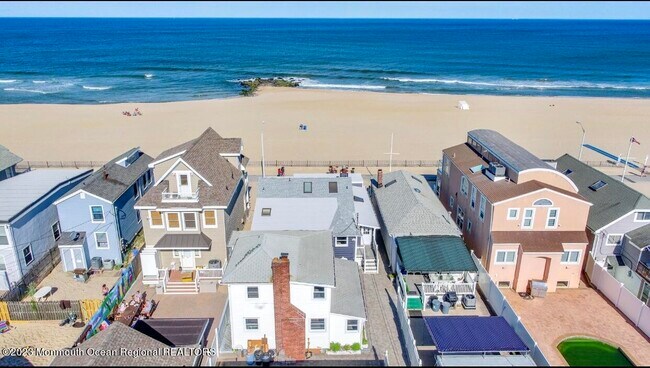 Foto del edificio - 171A Beach Front