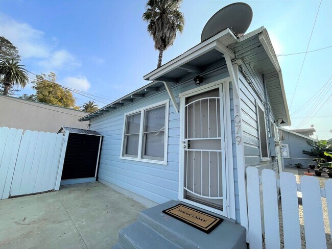 Building Photo - Santa Clara 1073-1079
