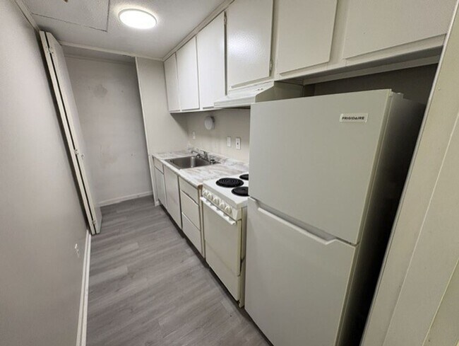 Foto del edificio - Clean & Comfortable 1-Bedroom Home Near Kent Conveniences
