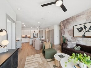 Building Photo - Heights at 1520 Apartments