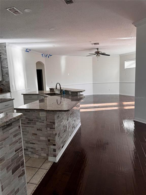 Foto del edificio - 1 Roseberry Ct