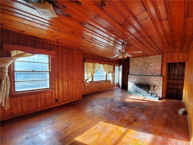 Building Photo - 1025 Pickens St