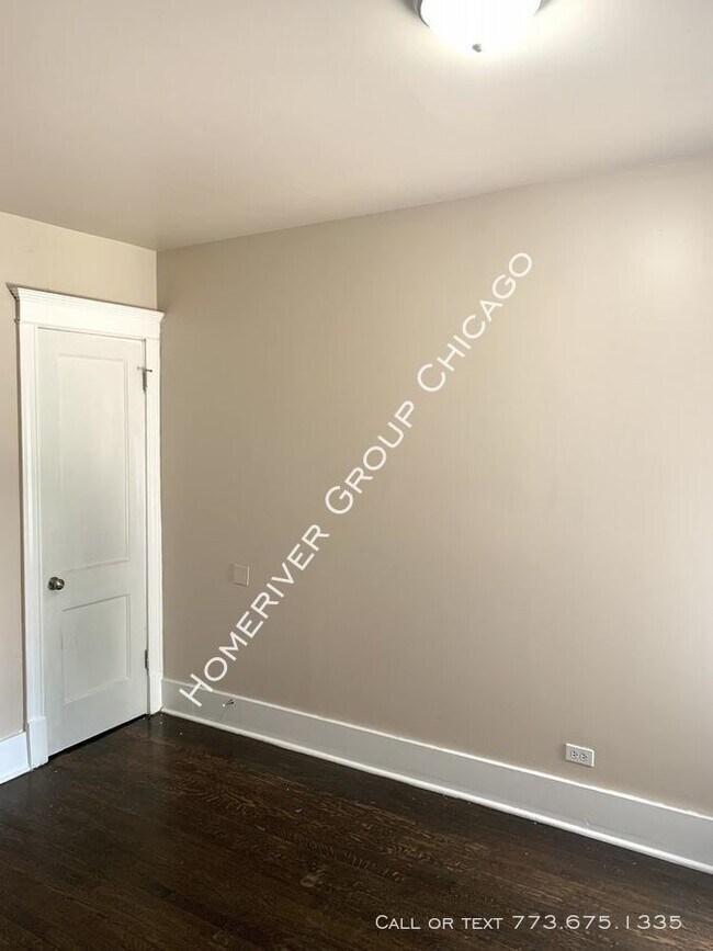 Building Photo - Auburn Gresham Beauty