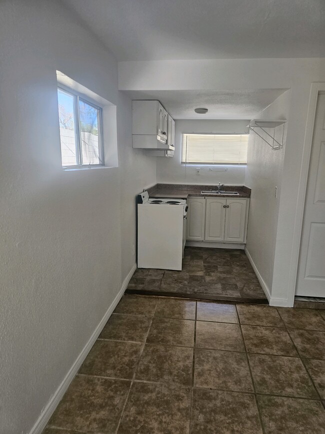 Building Photo - 61080 Azania Ave