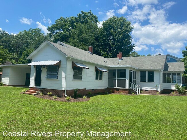 Foto del edificio - 3 br, 2 bath House - 525 E 2nd Street