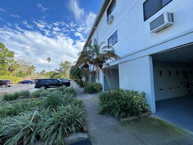 Foto del edificio - 7525 83rd St N