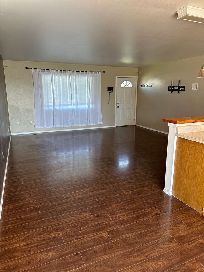 Foto del edificio - 2 Bedroom 2 Bathroom Home for Rent