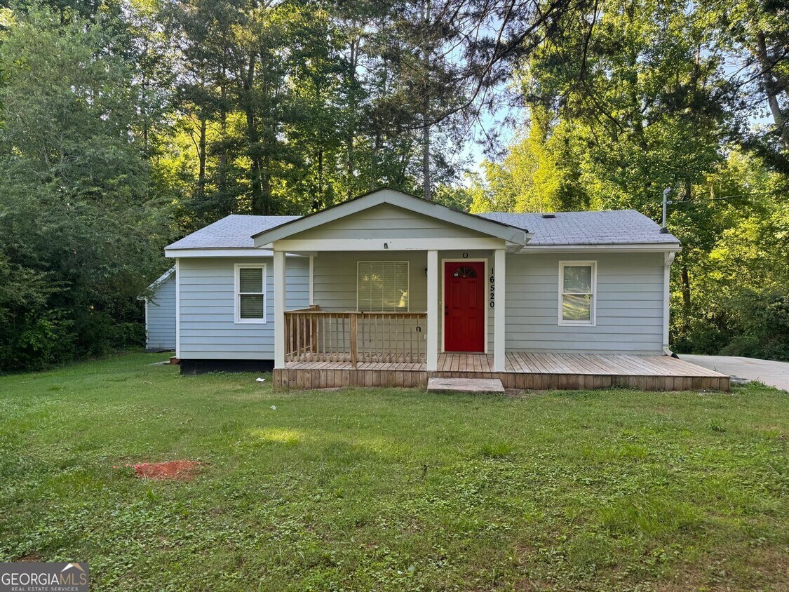 Foto principal - 16520 Phillips Rd