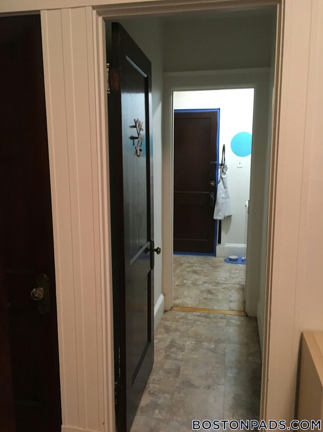 Building Photo - 157 Summer St