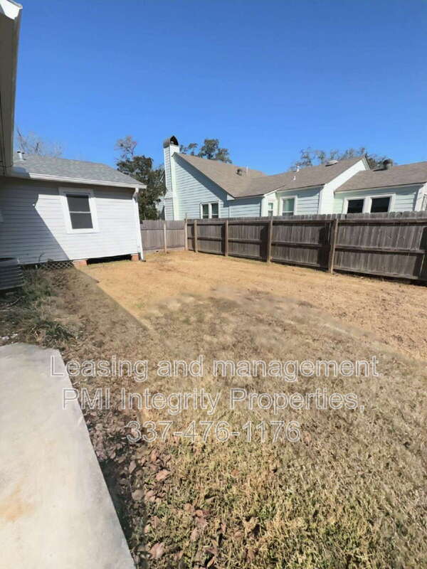 Foto del edificio - 418 Delgado Dr