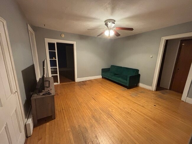 Photo - 119 Lincoln Ave Apartment