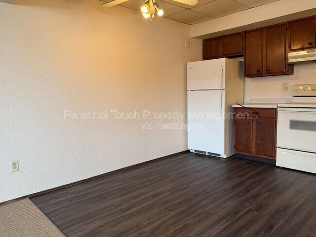 Interior Photo - Western Road Apartments