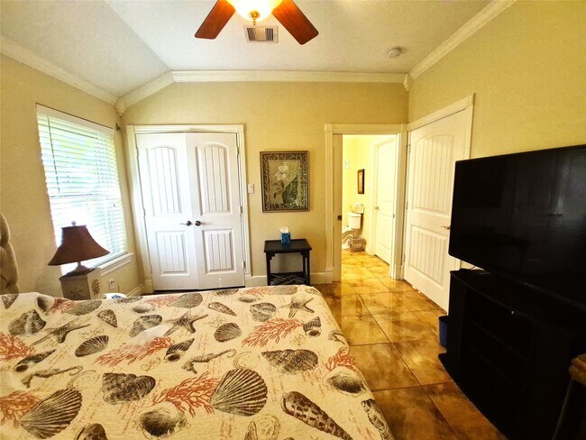 Foto del edificio - 402 1/2 Avenue A